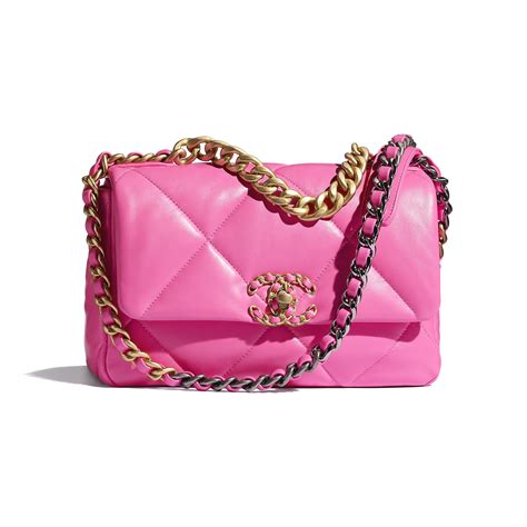 borsa meno costosa di chanel|Borsa chanel 19, Pelle di agnello lucida, metallo effetto dorato .